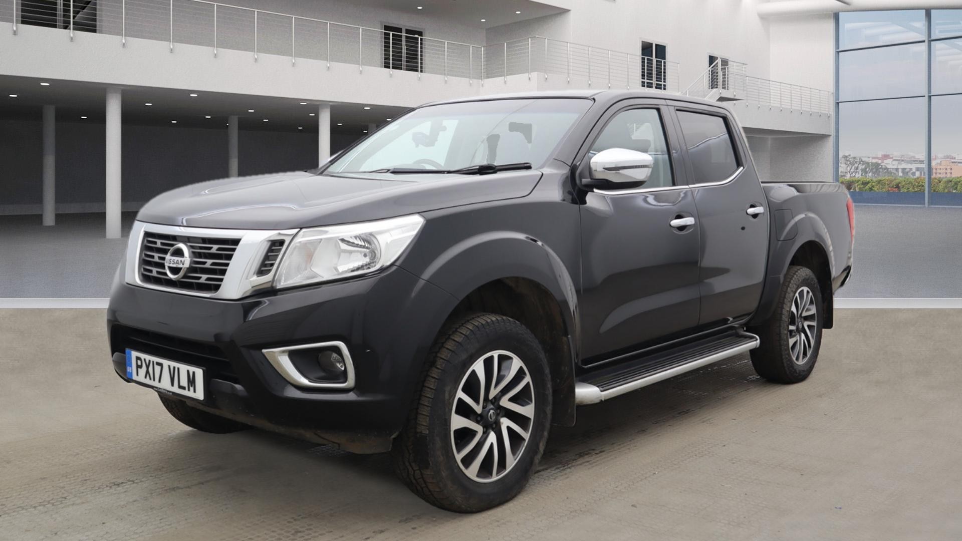 NISSAN Navara